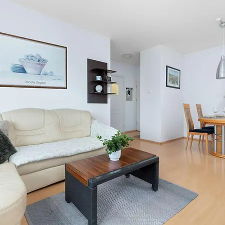 Przytulny Z Balkonem I Miejscem Do Pracy By Renters Gdansk